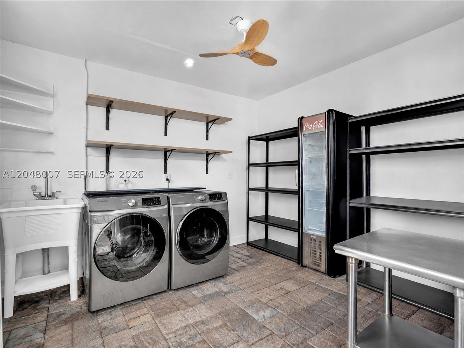 FAIRLAWN - Residential