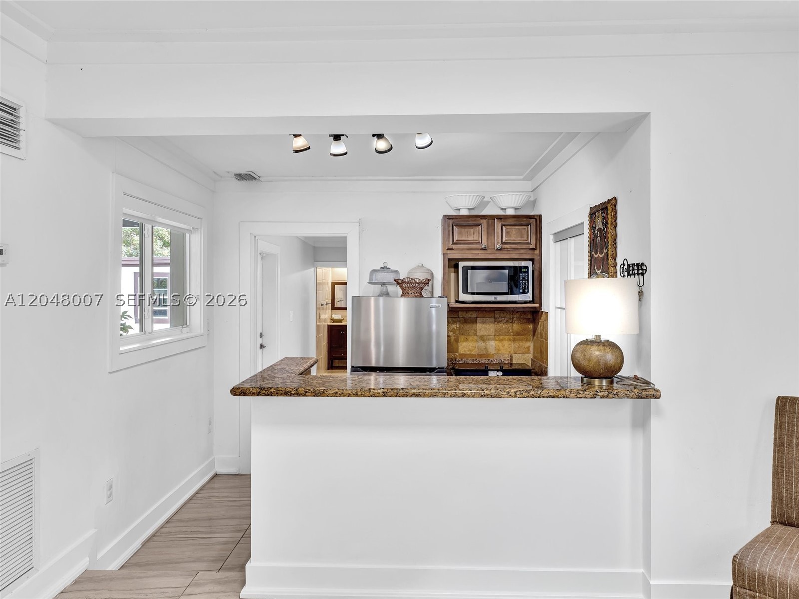 FAIRLAWN - Residential