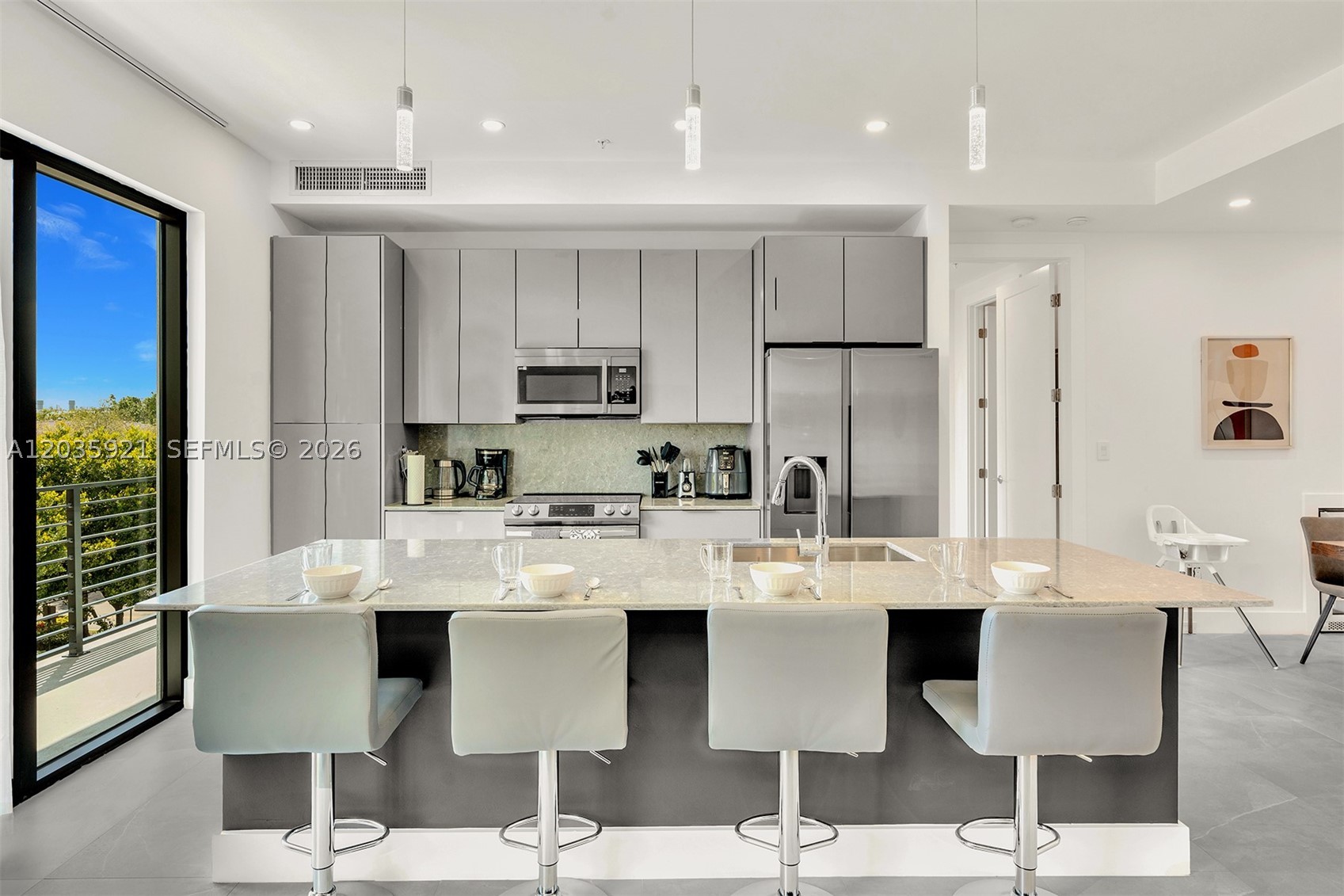 Everglade Land Sales Co - Residential Lease