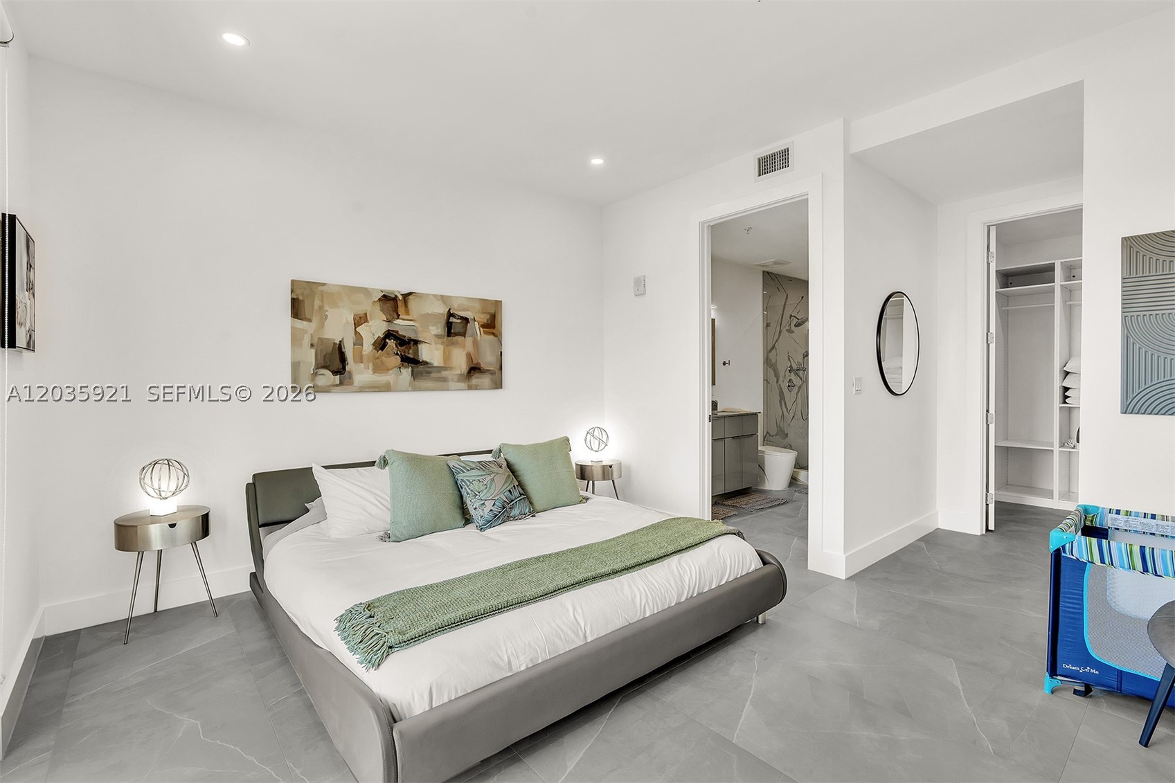 Everglade Land Sales Co - Residential Lease