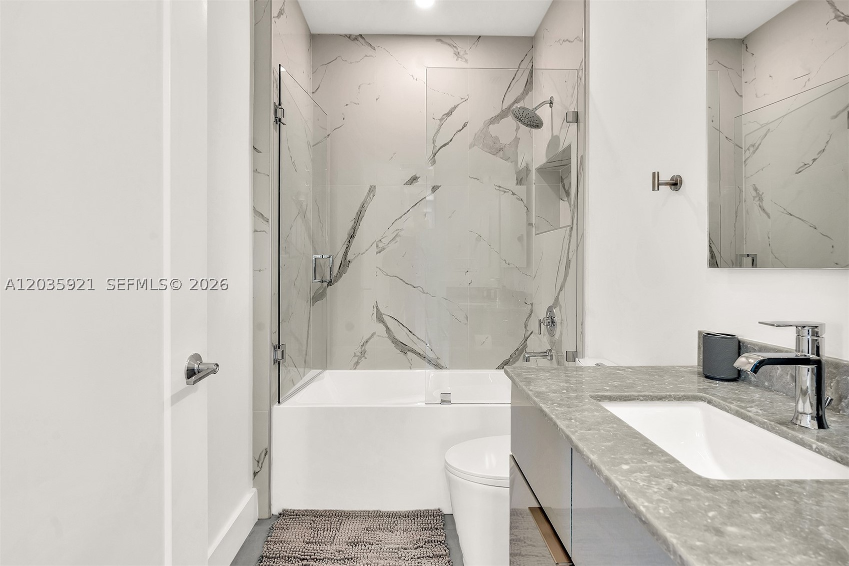 Everglade Land Sales Co - Residential Lease