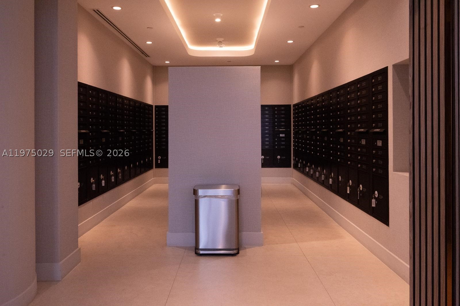 ARIA RESERVE SOUTH CONDO - Residential