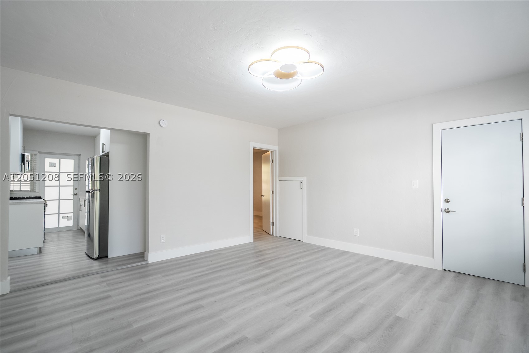 FLAMINGO TERR ADDN - Residential Lease