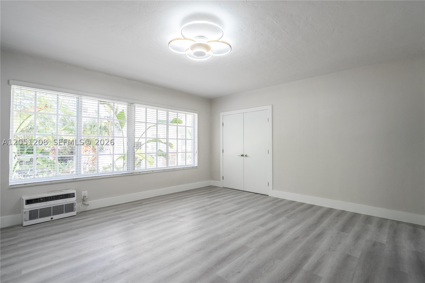 FLAMINGO TERR ADDN - Residential Lease