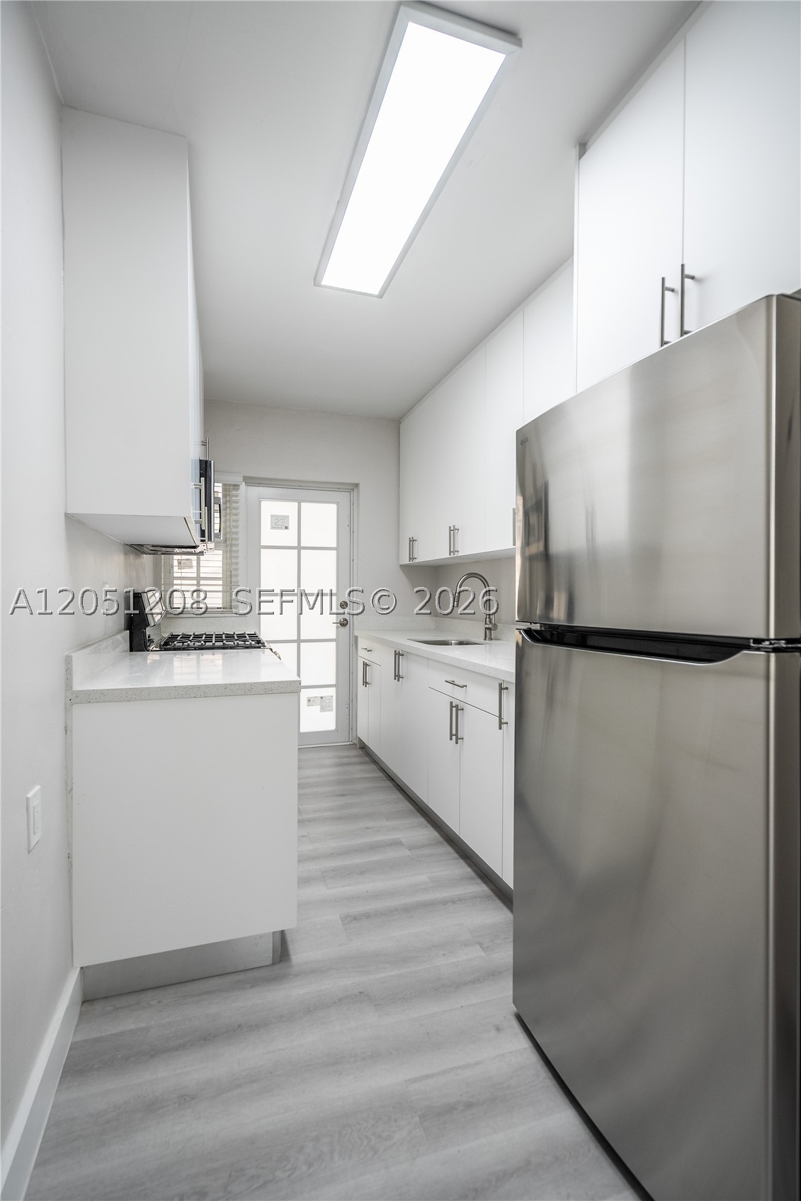 FLAMINGO TERR ADDN - Residential Lease