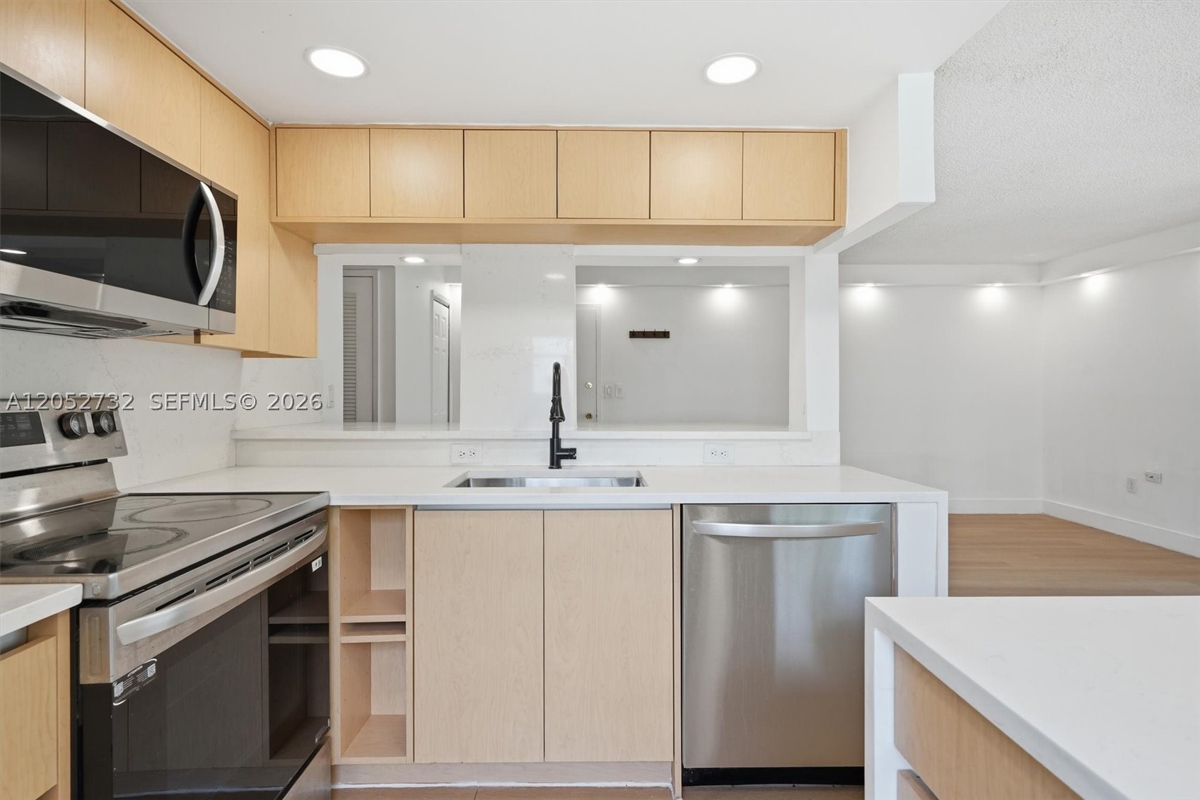 IONIAN PLAZA CONDO - Residential