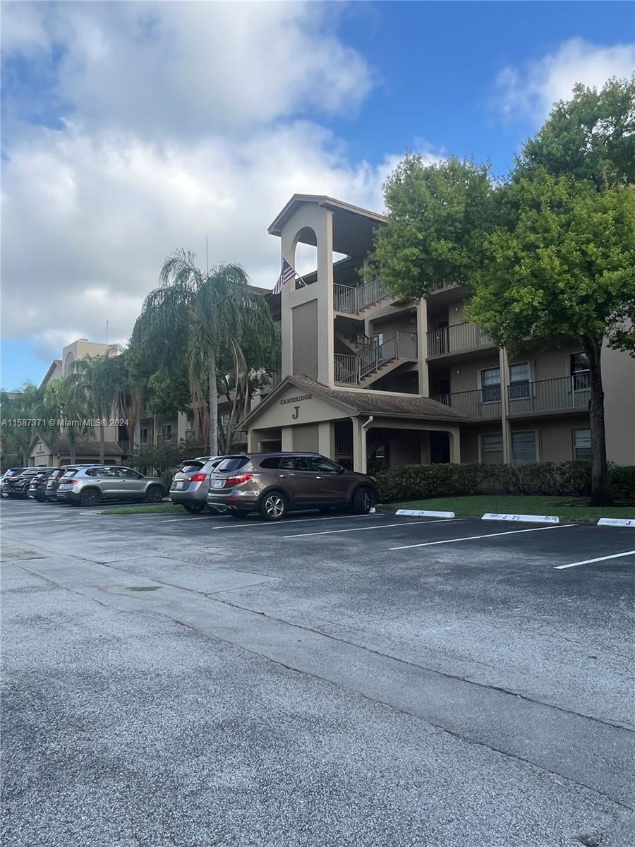CAMBRIDGE AT CENTURY VILL - Residential