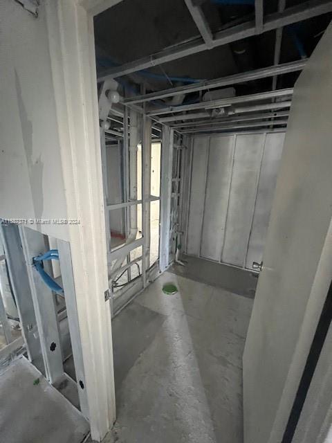 CAMBRIDGE AT CENTURY VILL - Residential