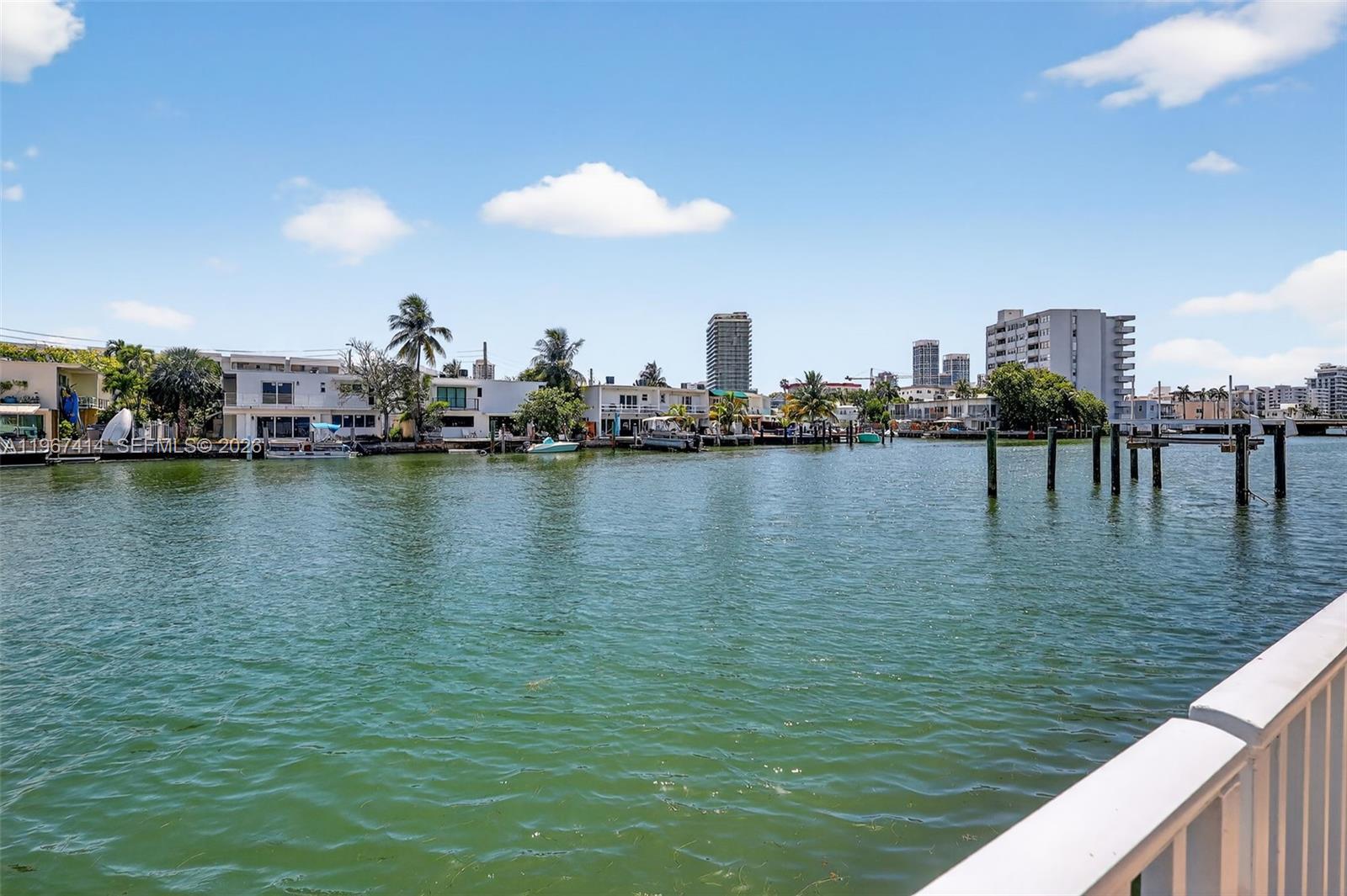 ISLAND POINT SOUTH CONDO - Residential