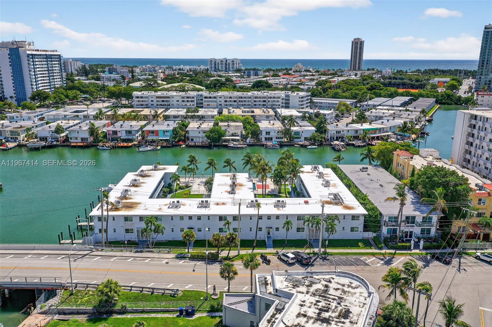 ISLAND POINT SOUTH CONDO - Residential