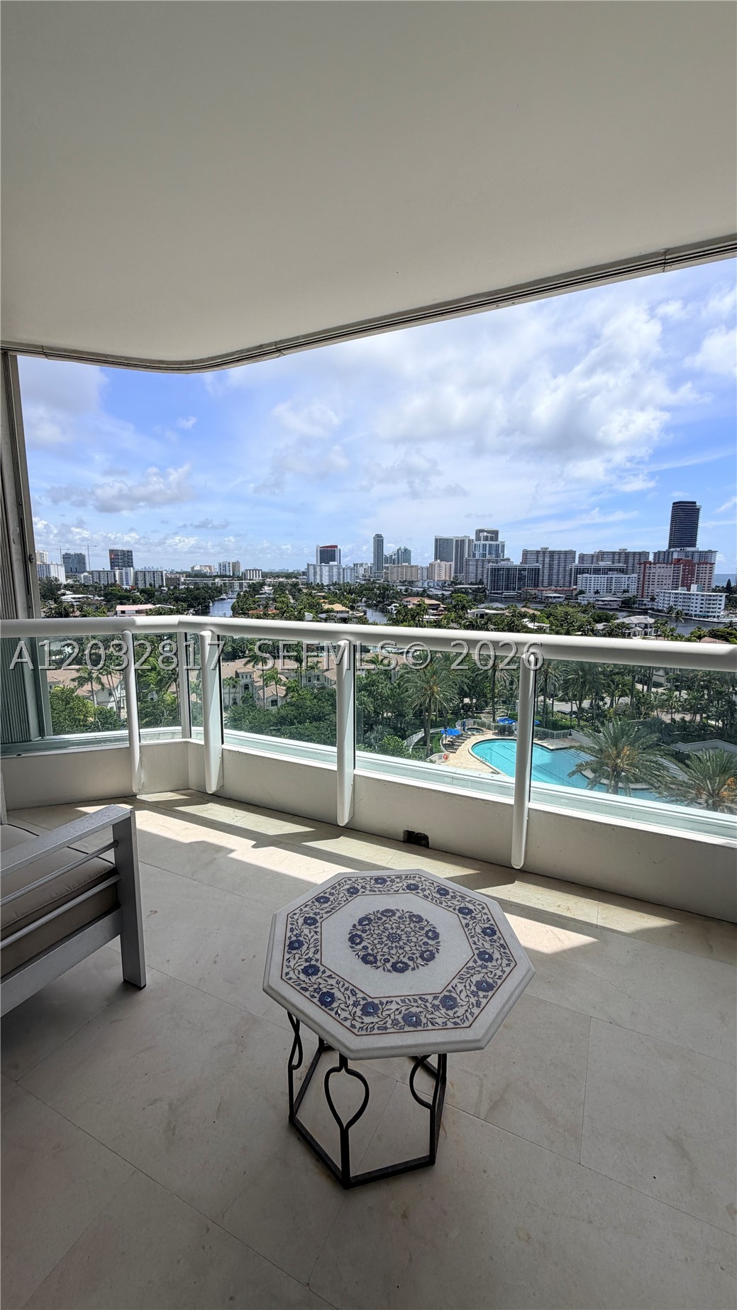 NORTH TOWER AT THE POINT - Residential