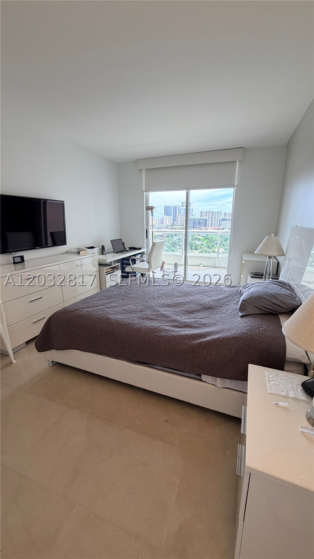 NORTH TOWER AT THE POINT - Residential