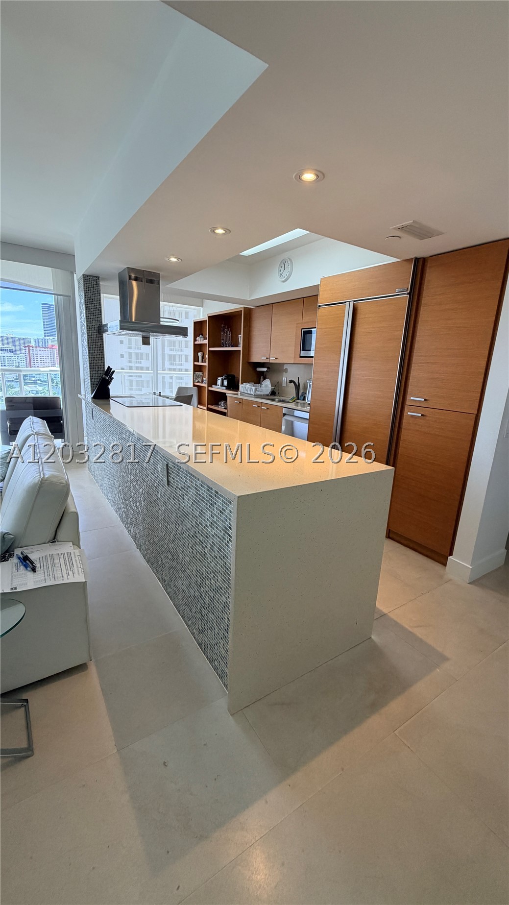 NORTH TOWER AT THE POINT - Residential