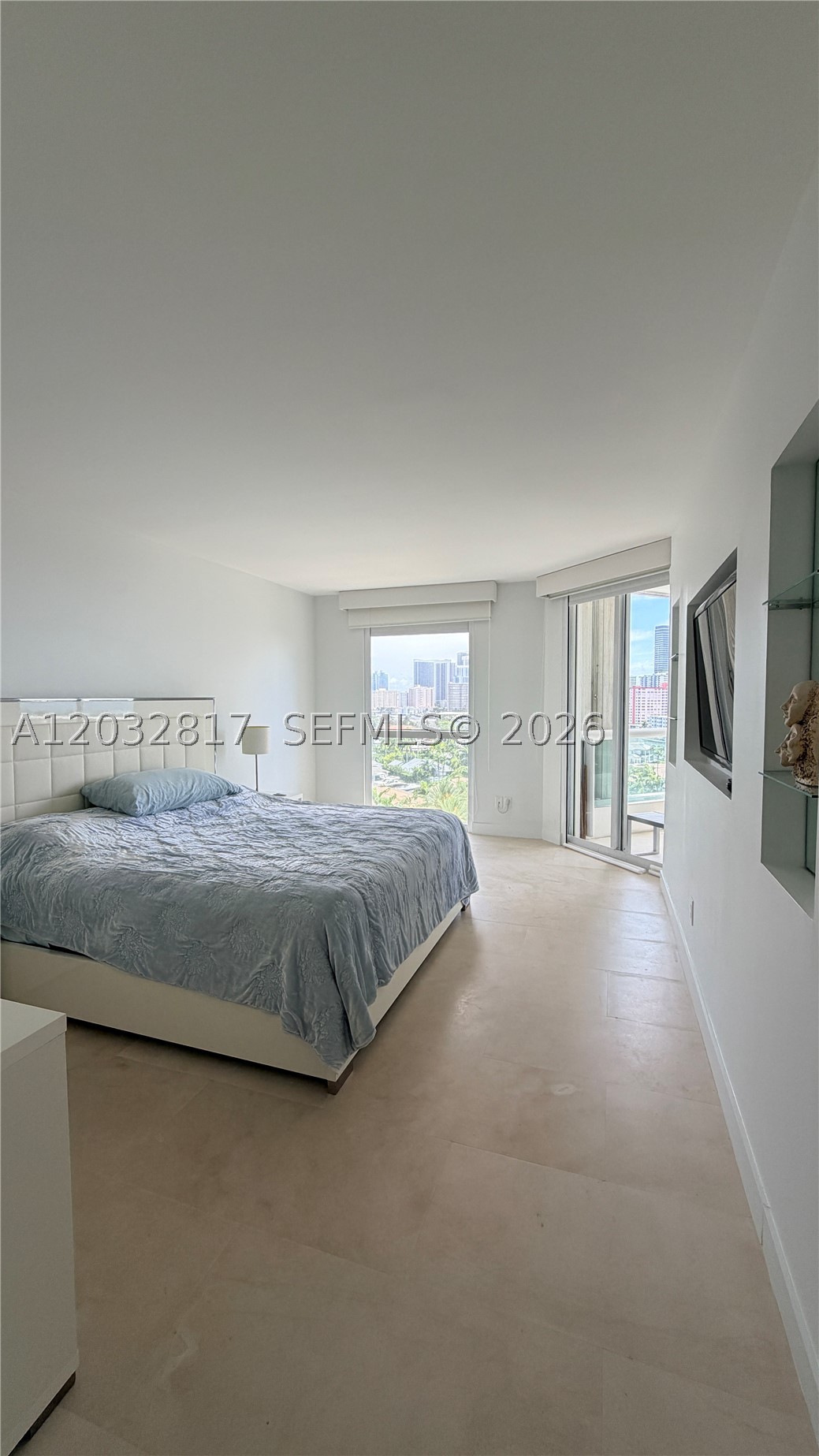NORTH TOWER AT THE POINT - Residential