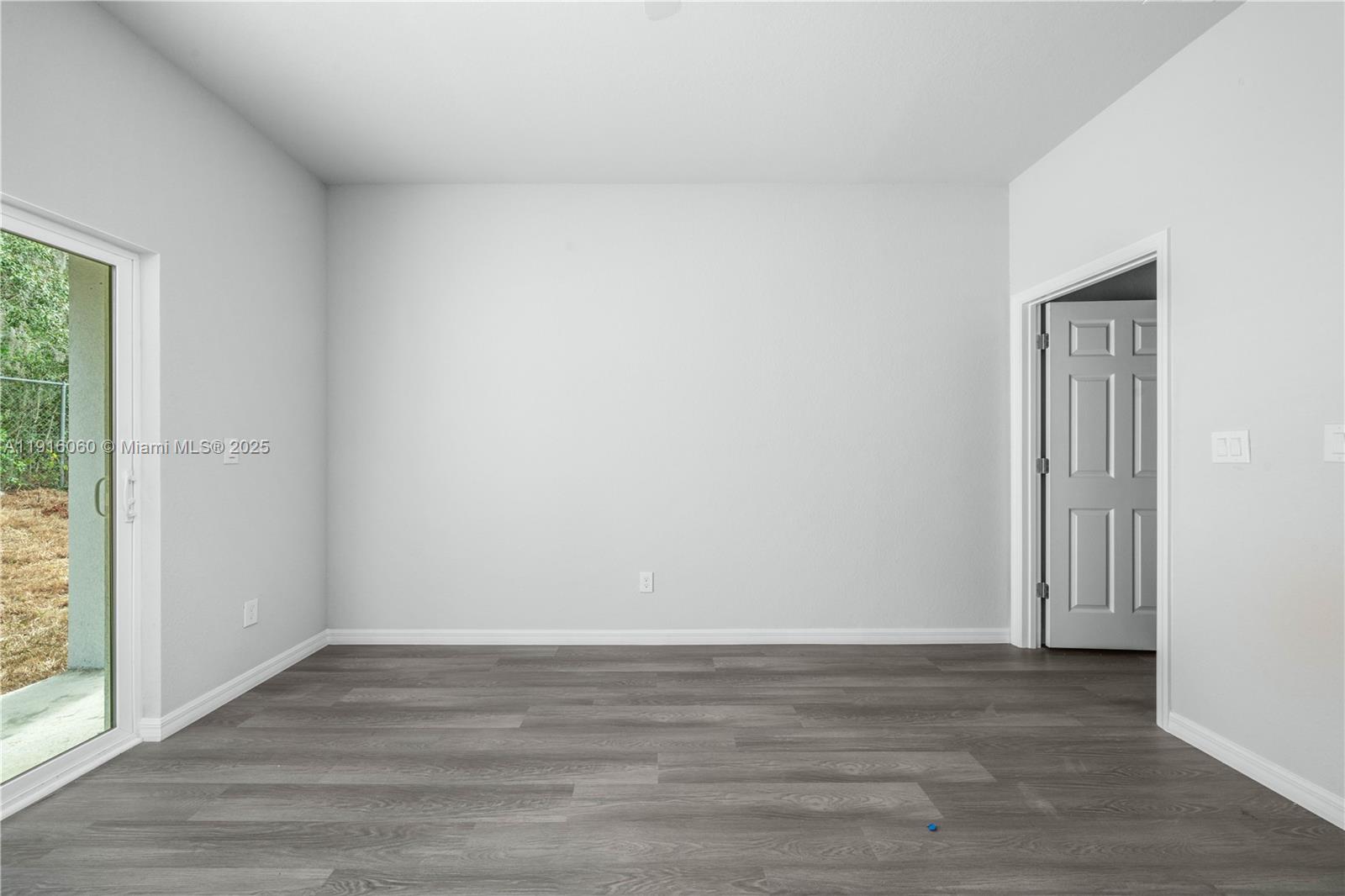 Las Villas at Kenilworth - Residential Lease