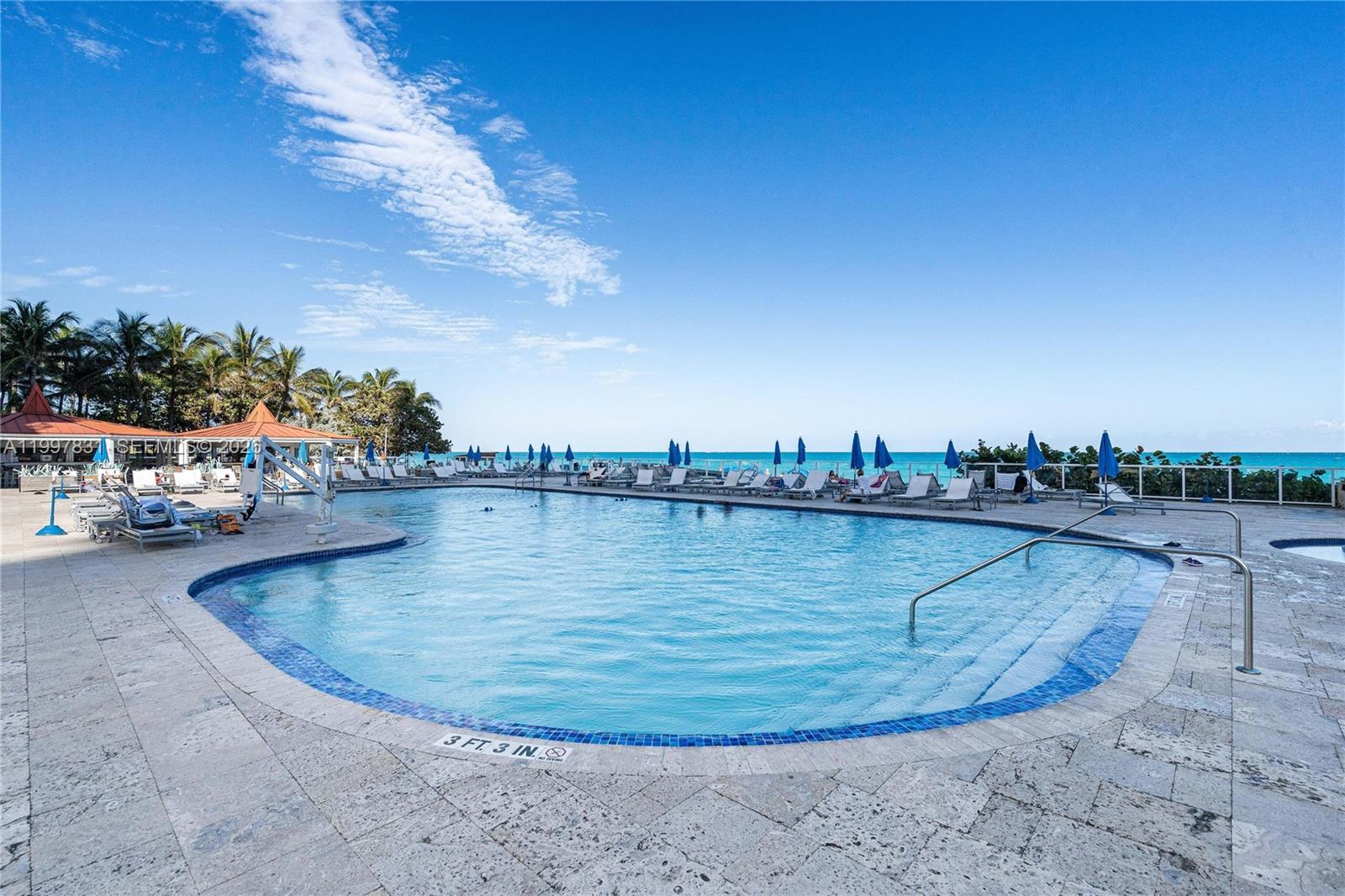 THE AVENTURA BEACH CLUB C - Residential
