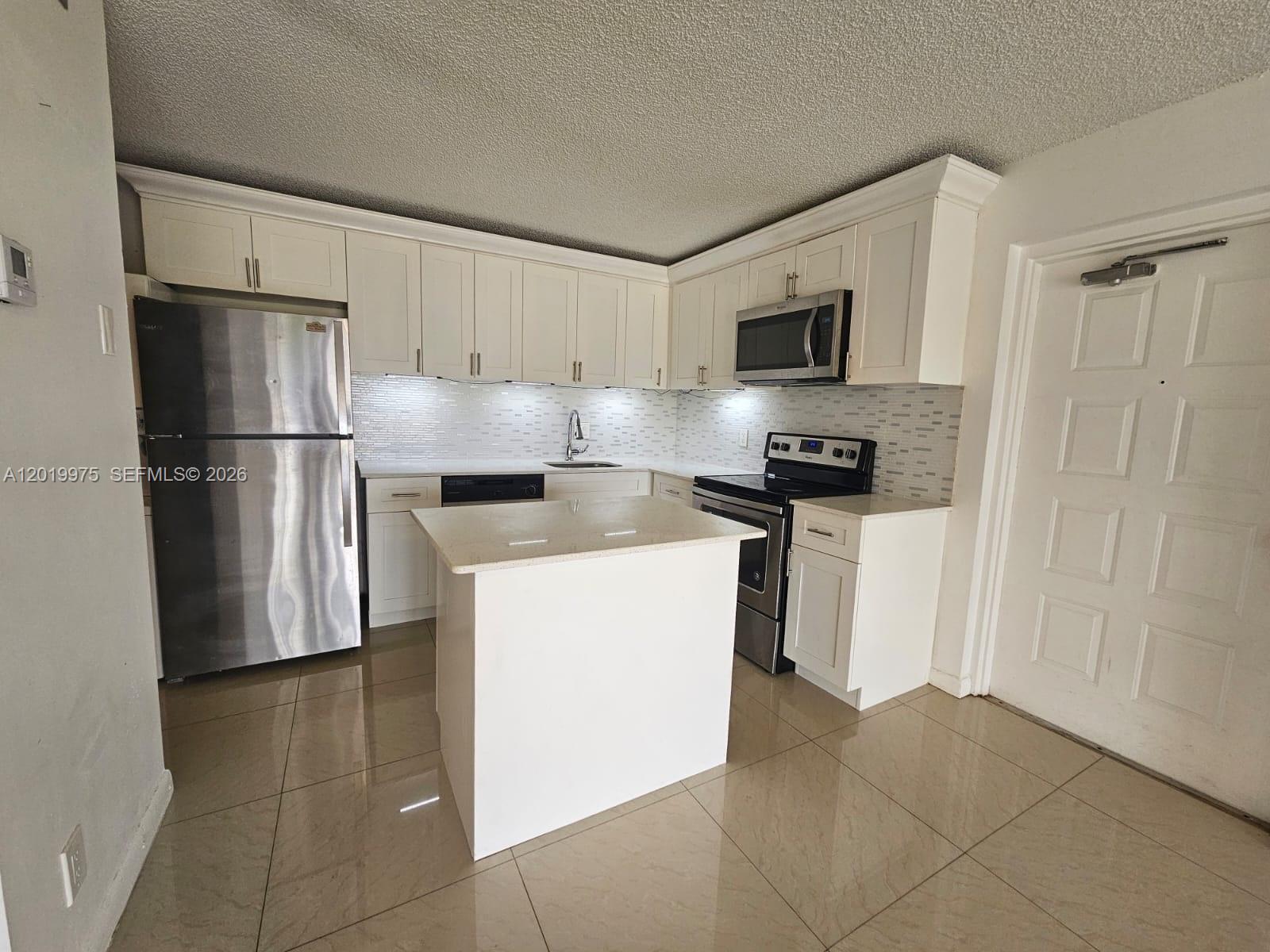 PALM CLUB VILLAGE II COND - Residential