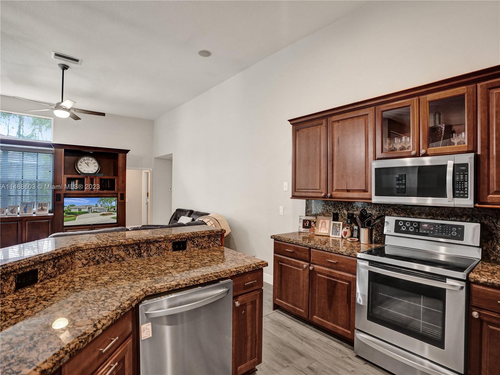 Weston Hills Country Club - Residential