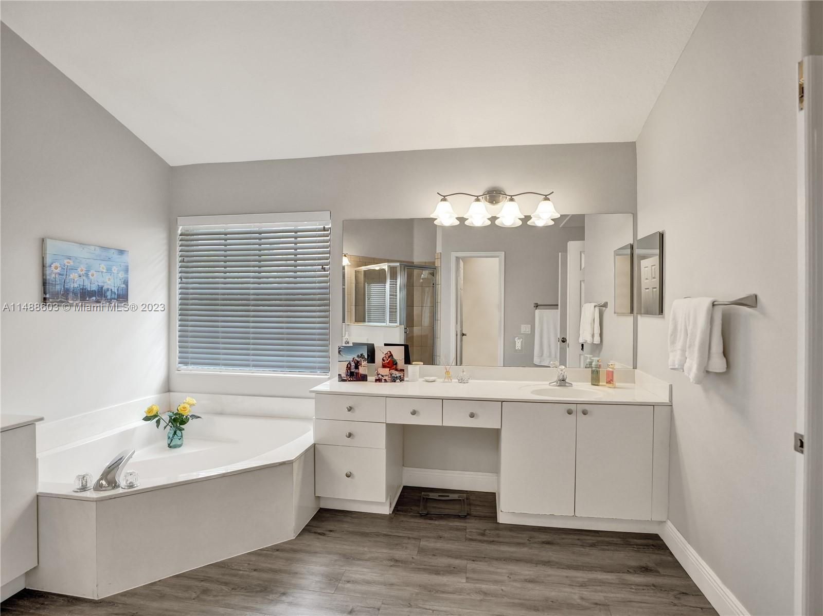 Weston Hills Country Club - Residential