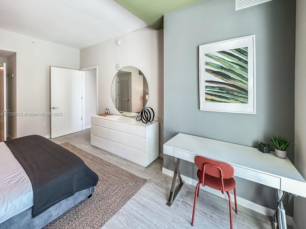 QUADRO CONDO - Residential Lease