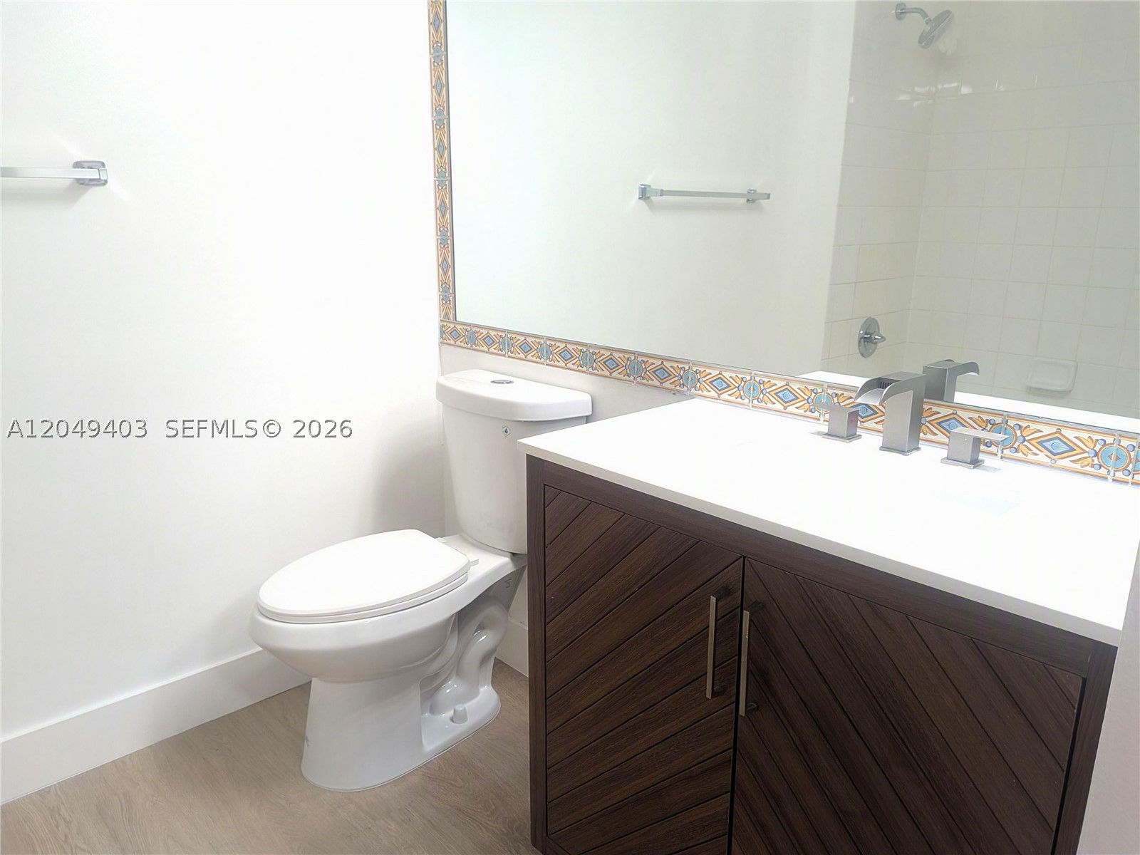 LA VIA CONDO - Residential Lease