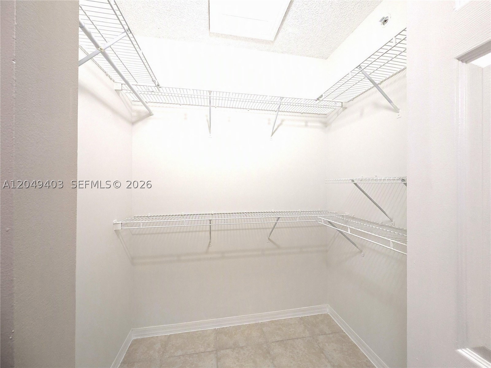 LA VIA CONDO - Residential Lease