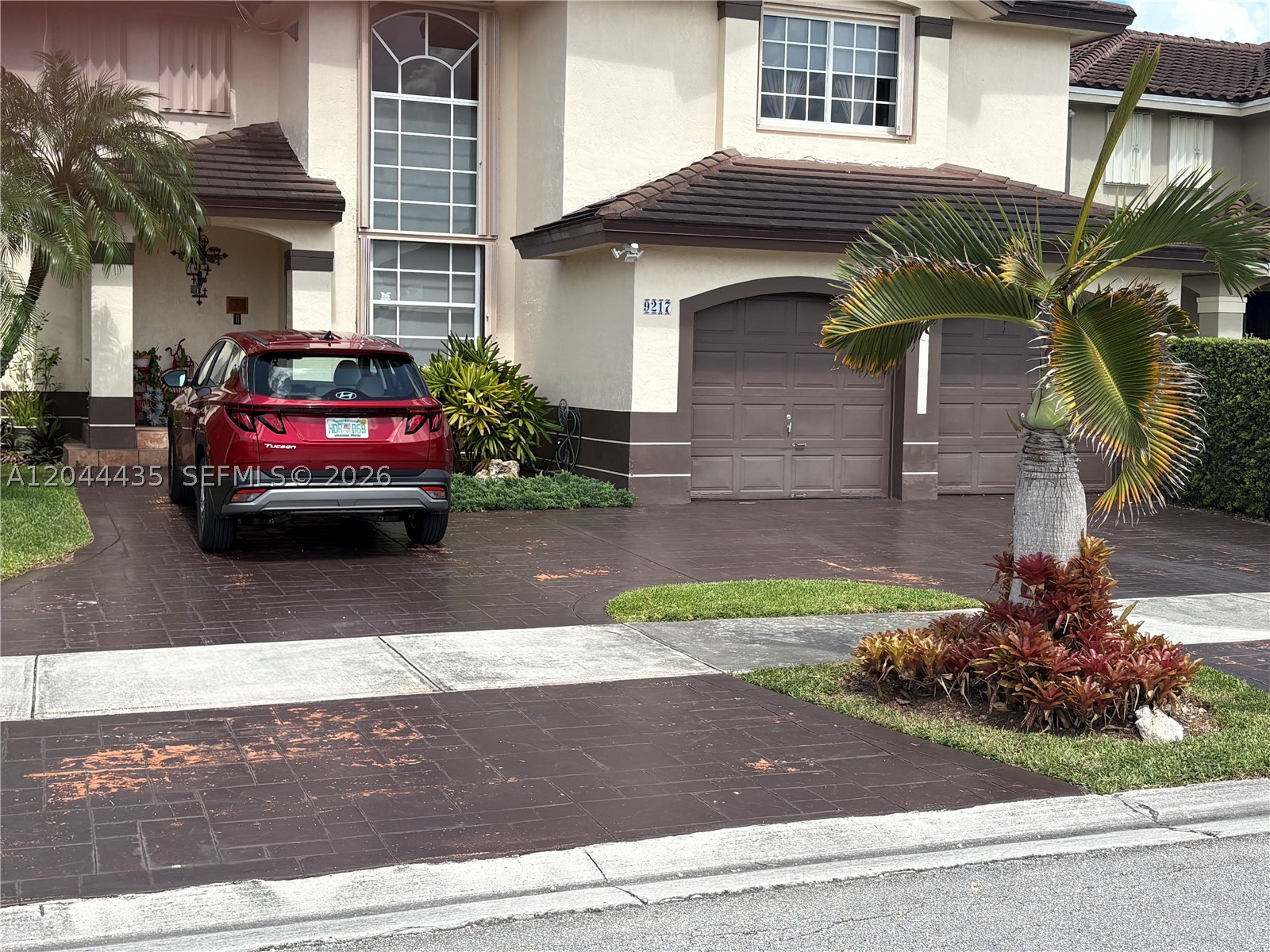 HIGHLANDS AT KENDALL 1ST - Residential