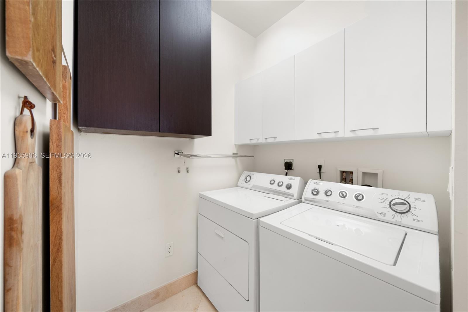 TDR TOWER I CONDO - Residential
