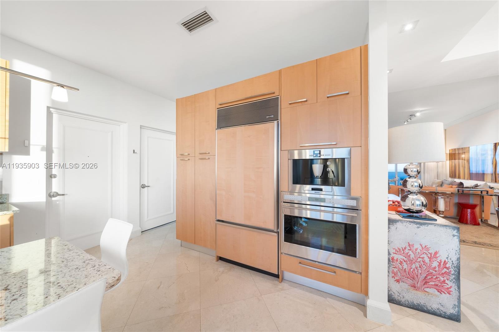 TDR TOWER I CONDO - Residential