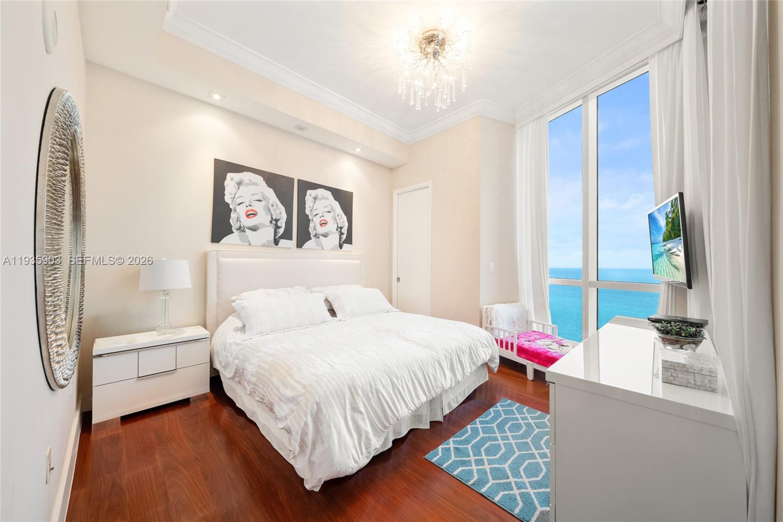 TDR TOWER I CONDO - Residential