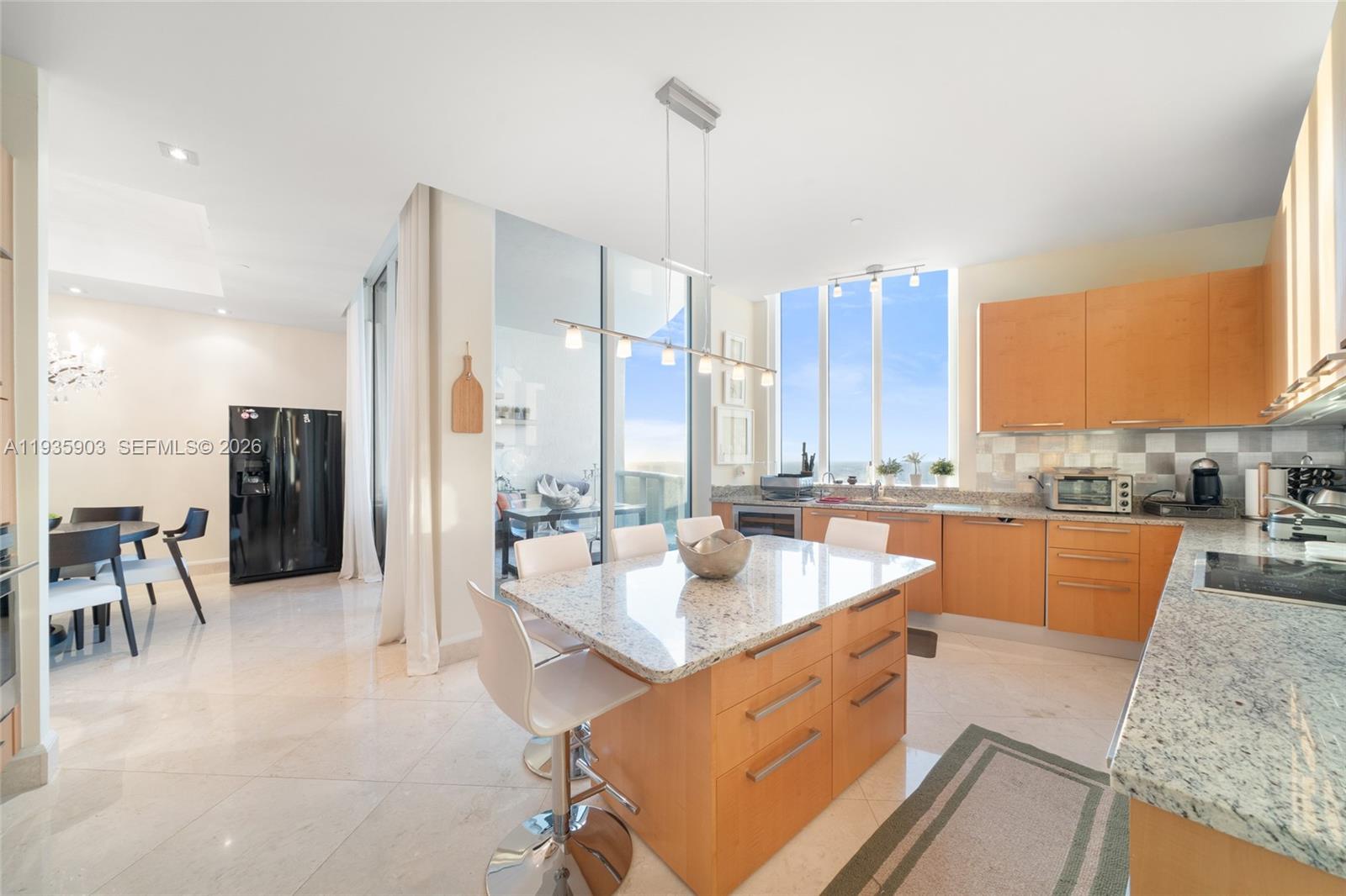 TDR TOWER I CONDO - Residential