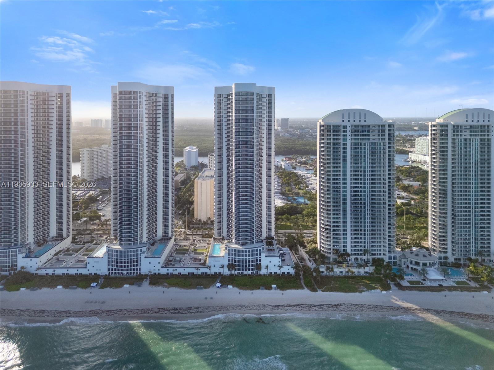 TDR TOWER I CONDO - Residential