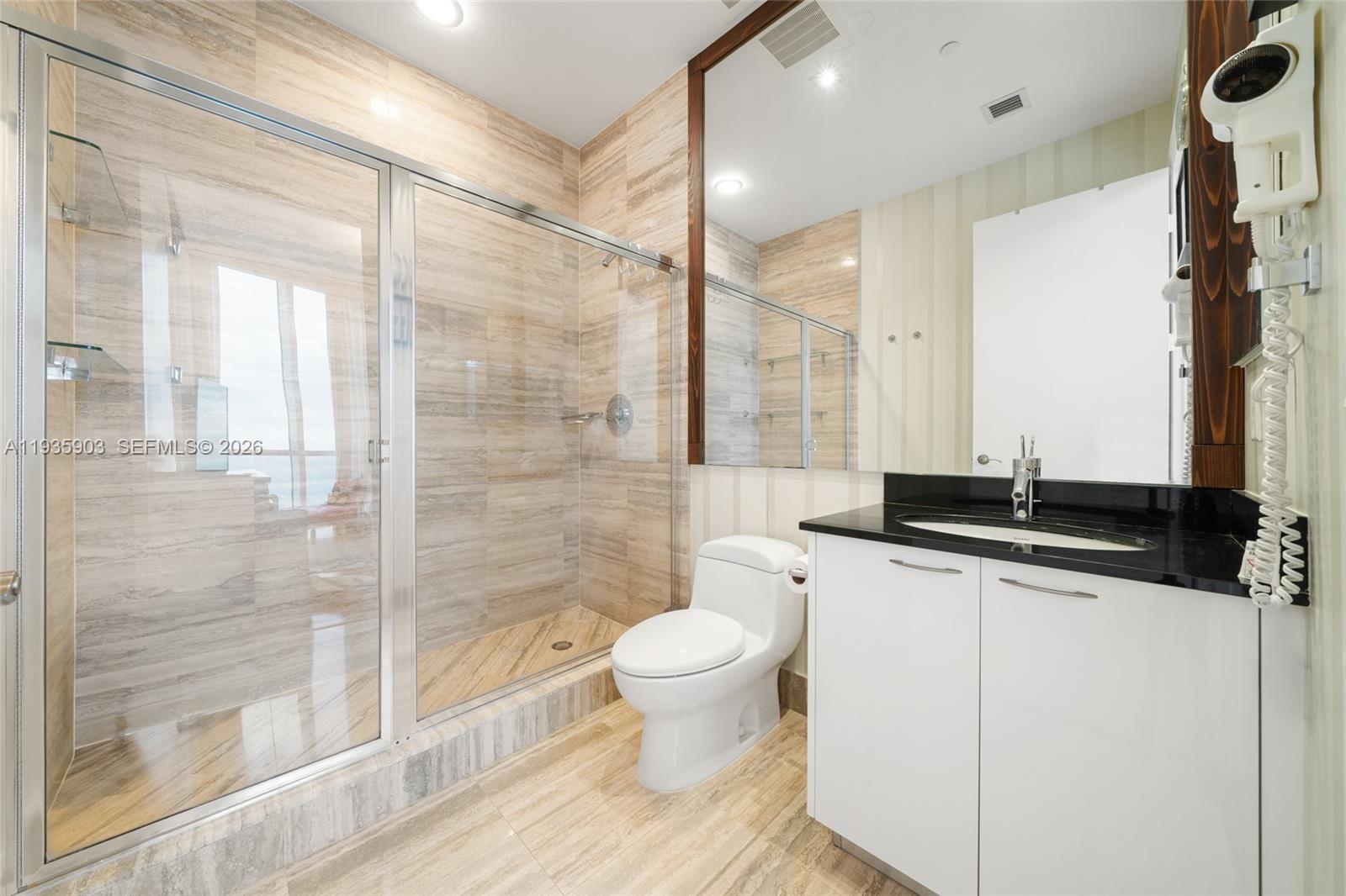 TDR TOWER I CONDO - Residential