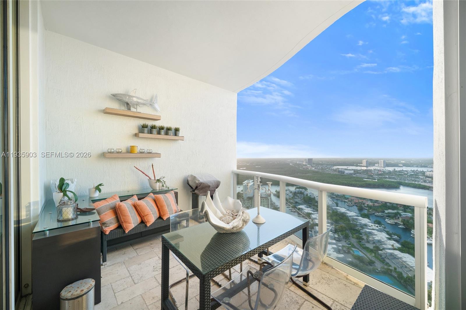 TDR TOWER I CONDO - Residential
