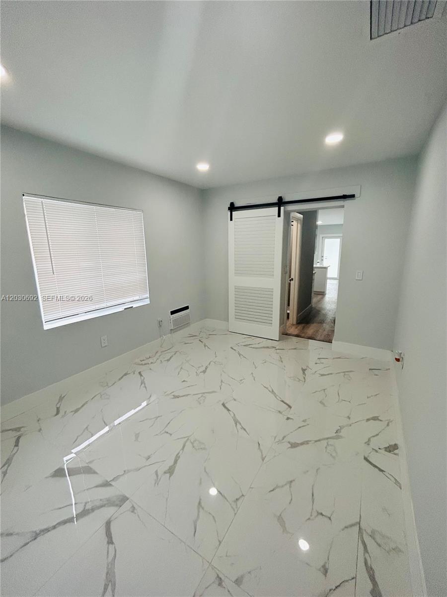 FAIRLAWN - Residential Lease