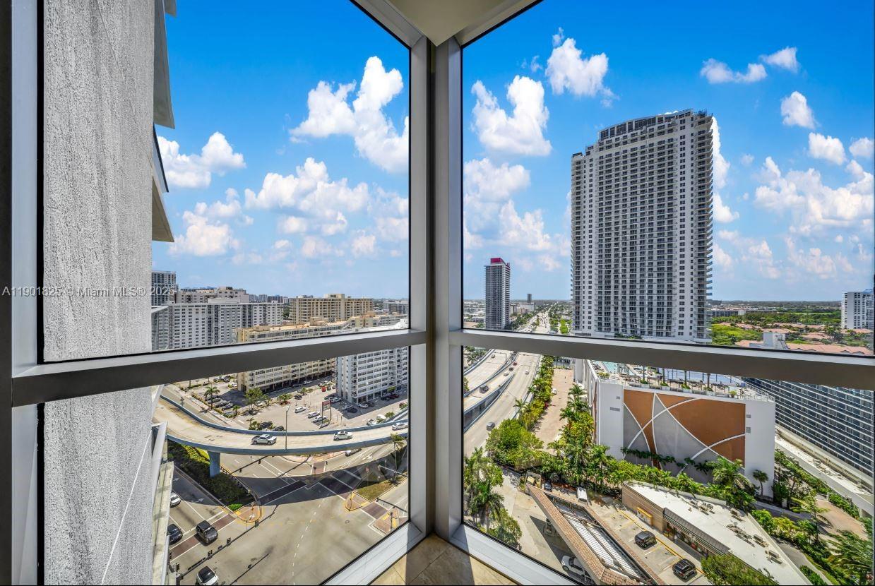 4111 SOUTH OCEAN DRIVE CO - Residential
