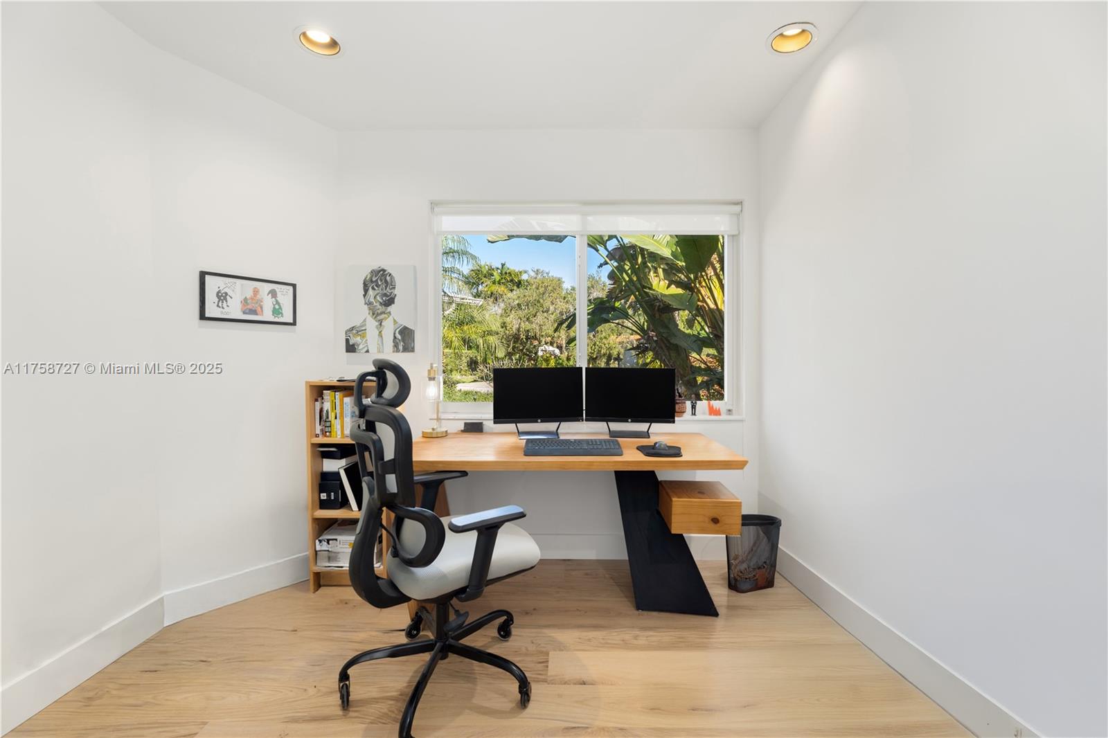 PARK PLAZA - Residential Lease