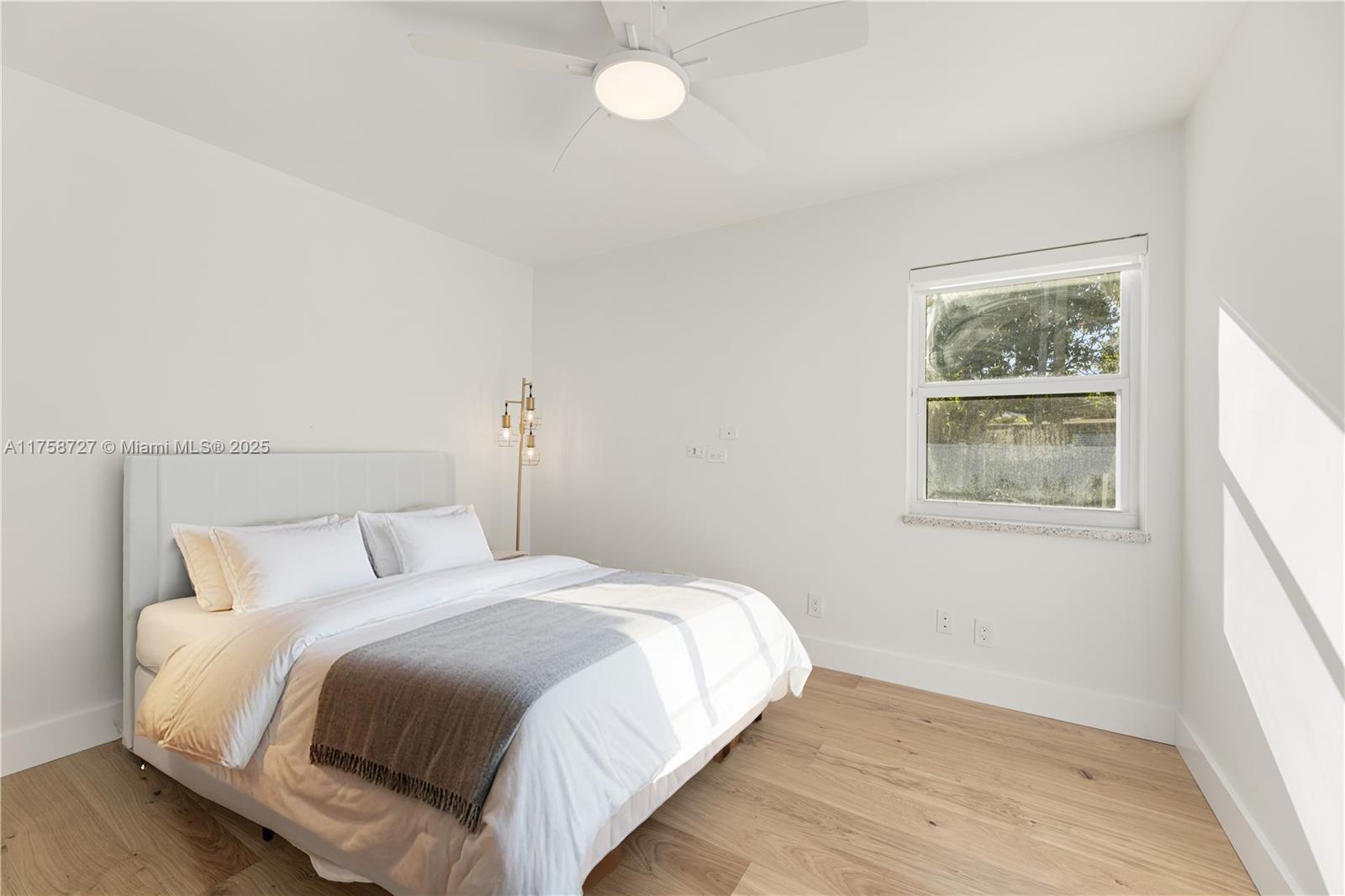 PARK PLAZA - Residential Lease