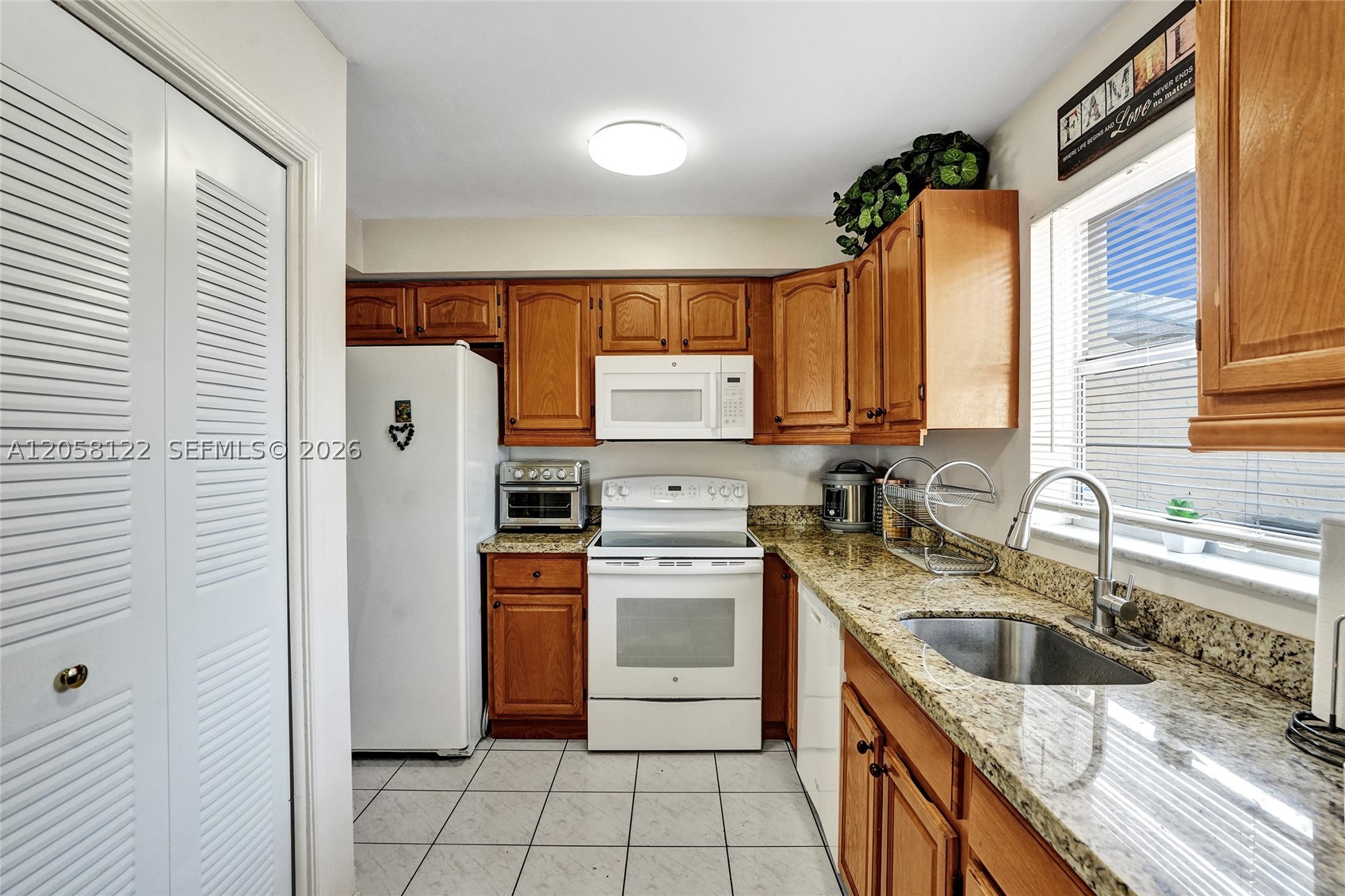 PALM-AIRE VILLAGE SECTION - Residential