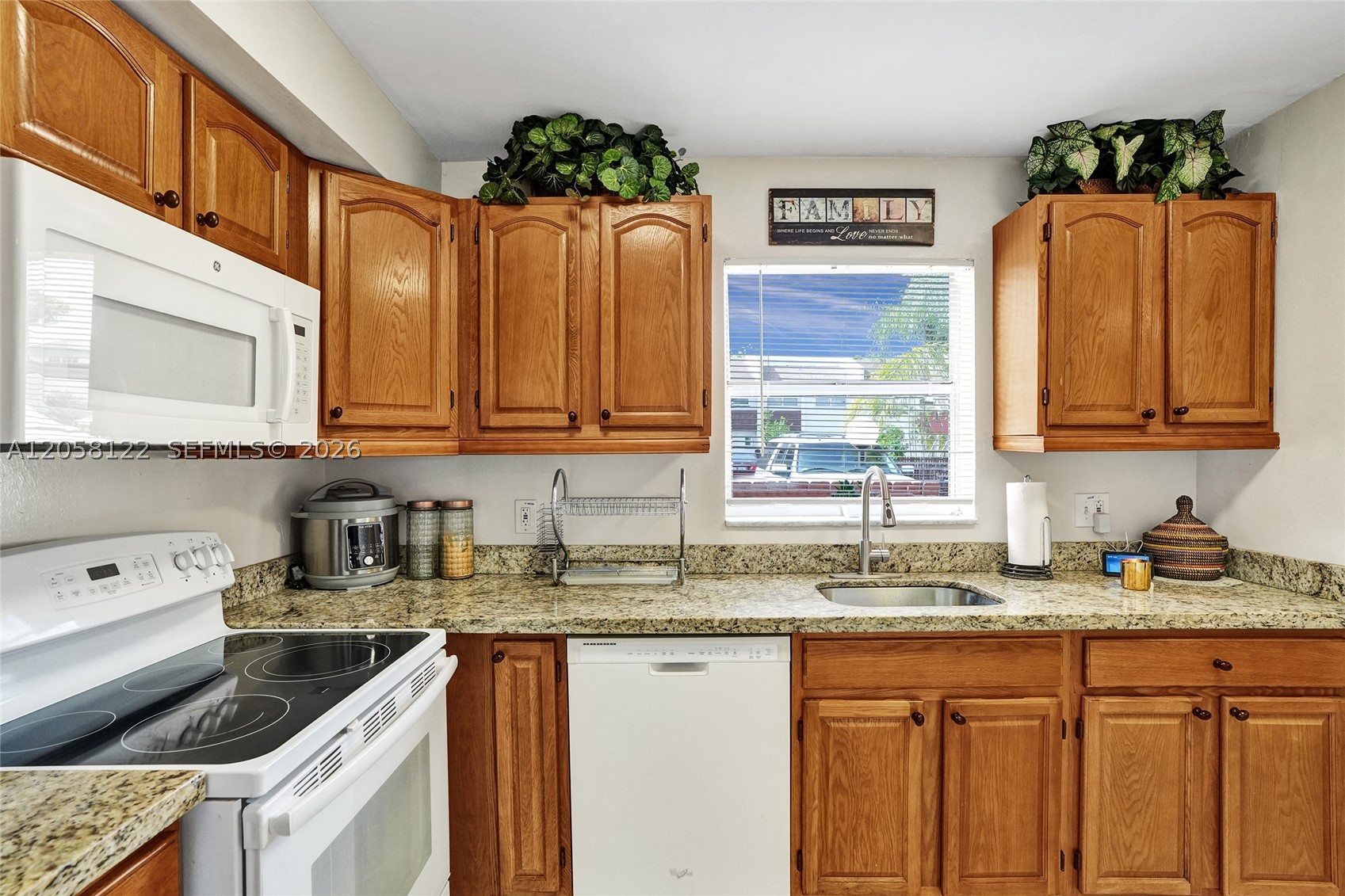 PALM-AIRE VILLAGE SECTION - Residential