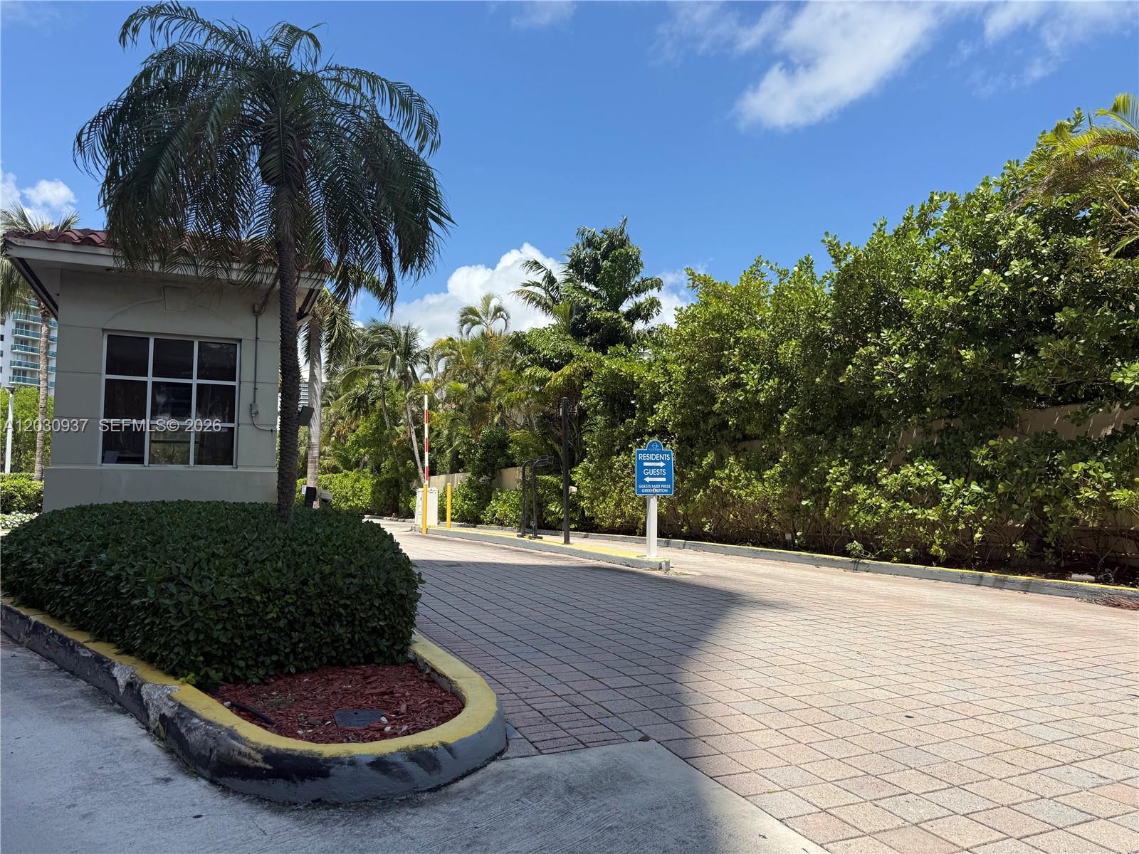 OCEANVIEW BUILDING B COND - Residential Lease