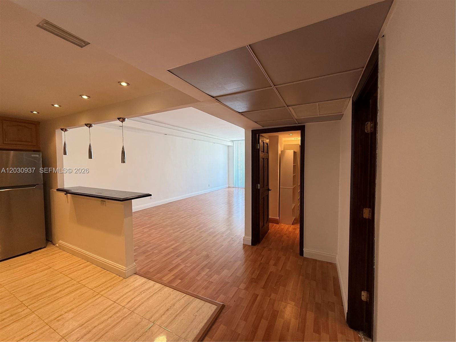 OCEANVIEW BUILDING B COND - Residential Lease