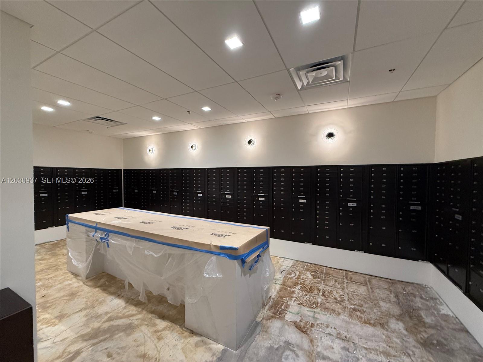OCEANVIEW BUILDING B COND - Residential Lease