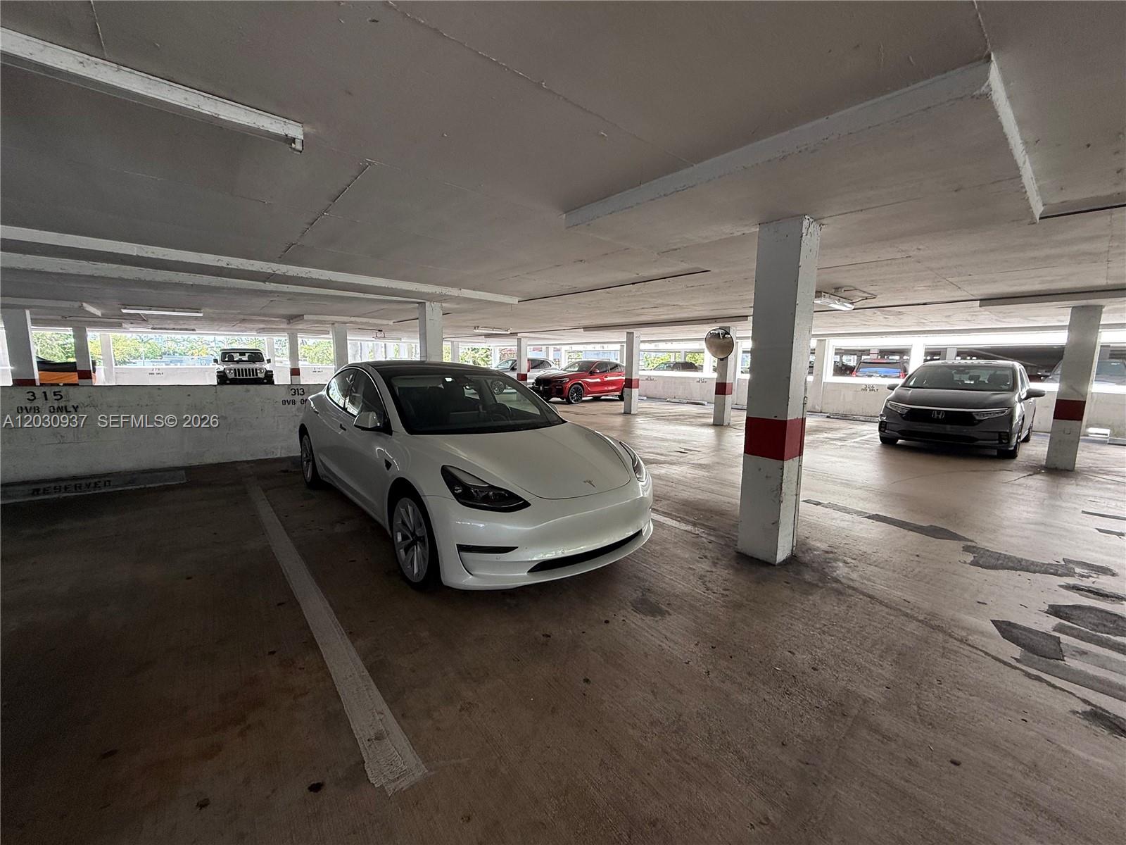 OCEANVIEW BUILDING B COND - Residential Lease