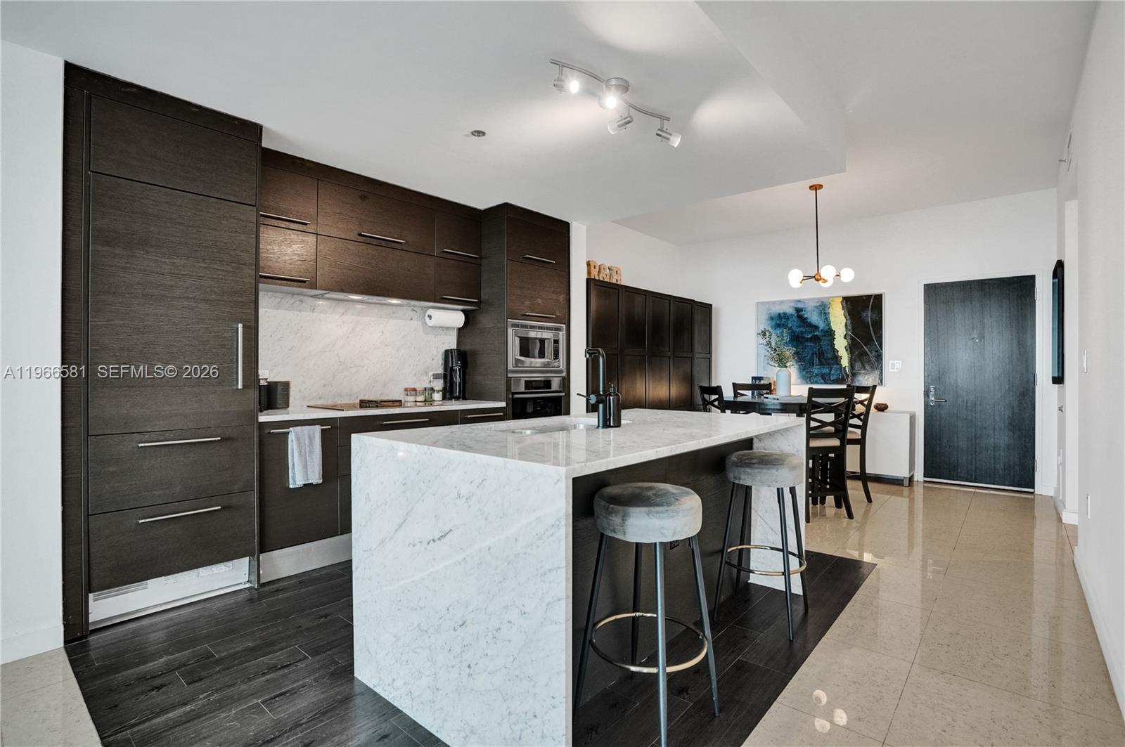 900 BISCAYNE BAY CONDO - Residential