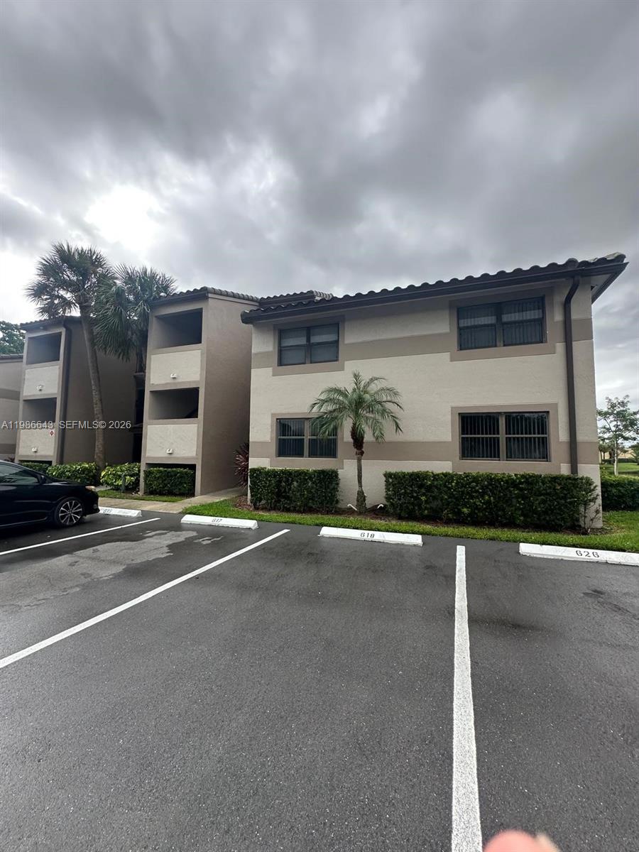 VILLAS DE VENEZIA CONDO - Residential