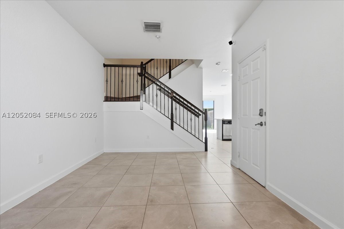 COCO PALM ESTATES - Residential