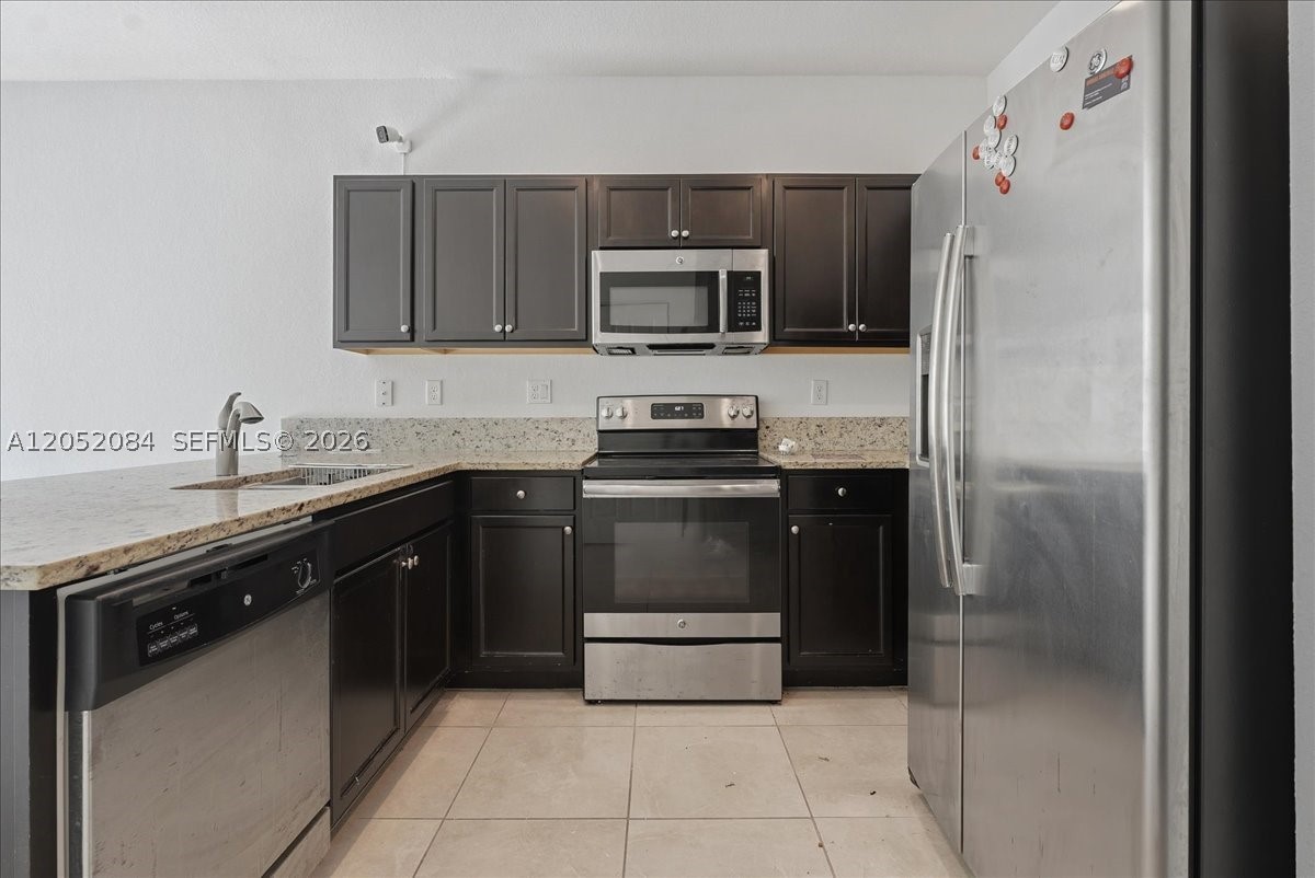COCO PALM ESTATES - Residential