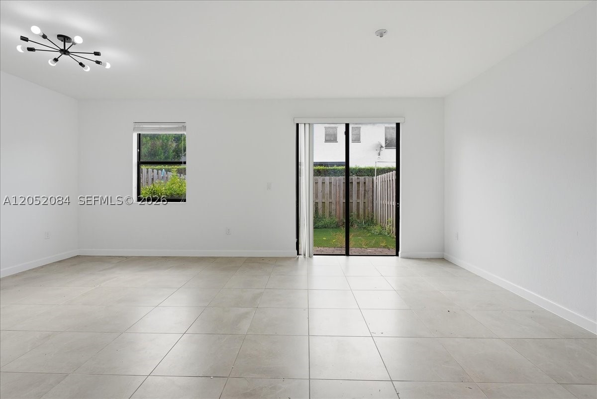 COCO PALM ESTATES - Residential