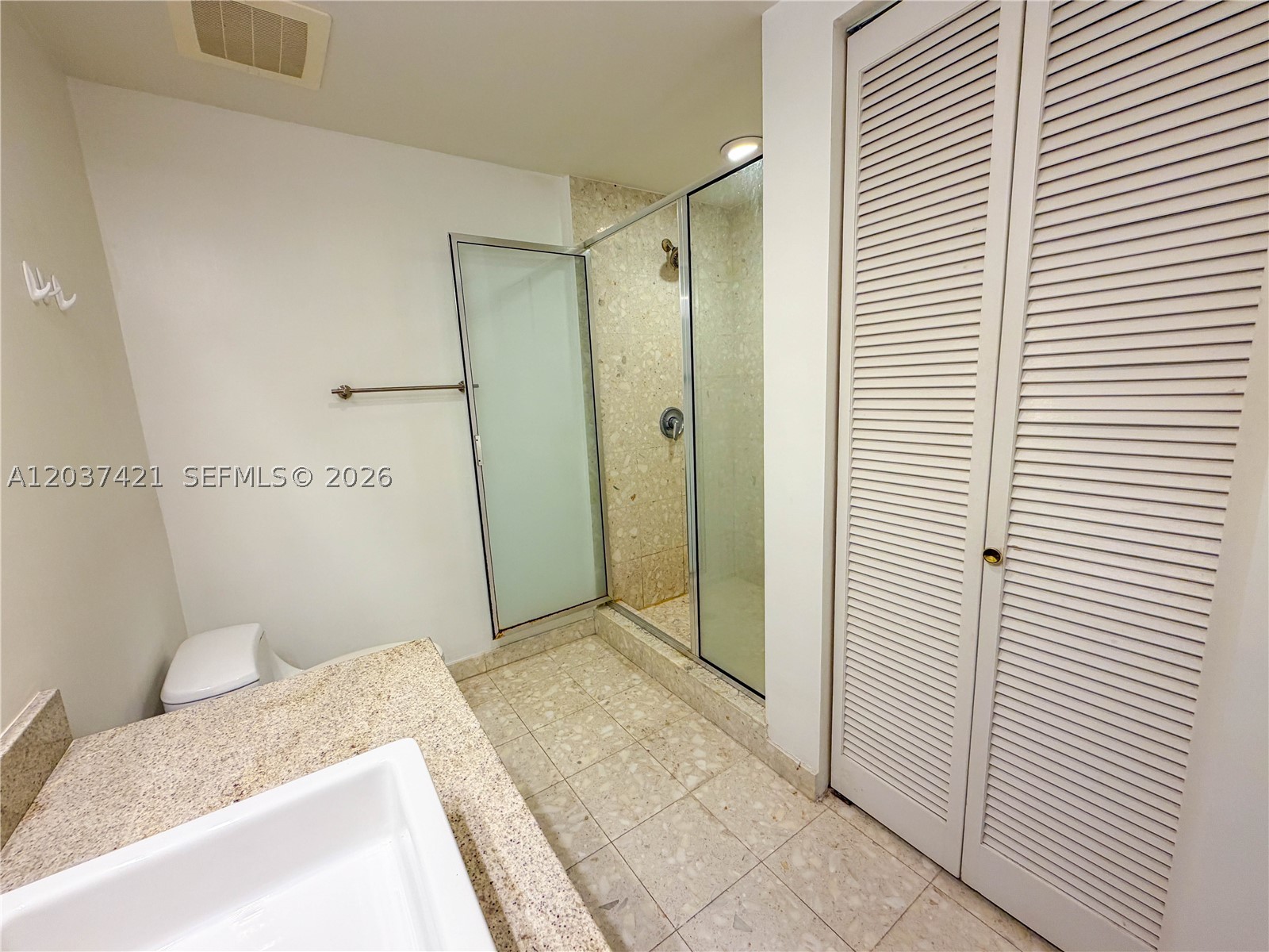 LATITUDE ON THE RIVER CON - Residential Lease